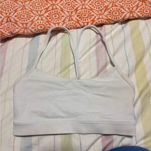 White lululemon flow y bra